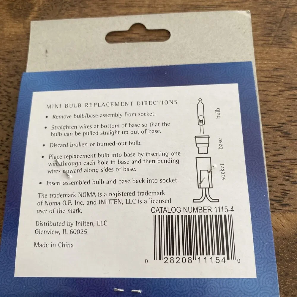Vintage Christmas Light Replacement Bulbs Yuletide 3.5 Volt And Noma 2.5 Volt